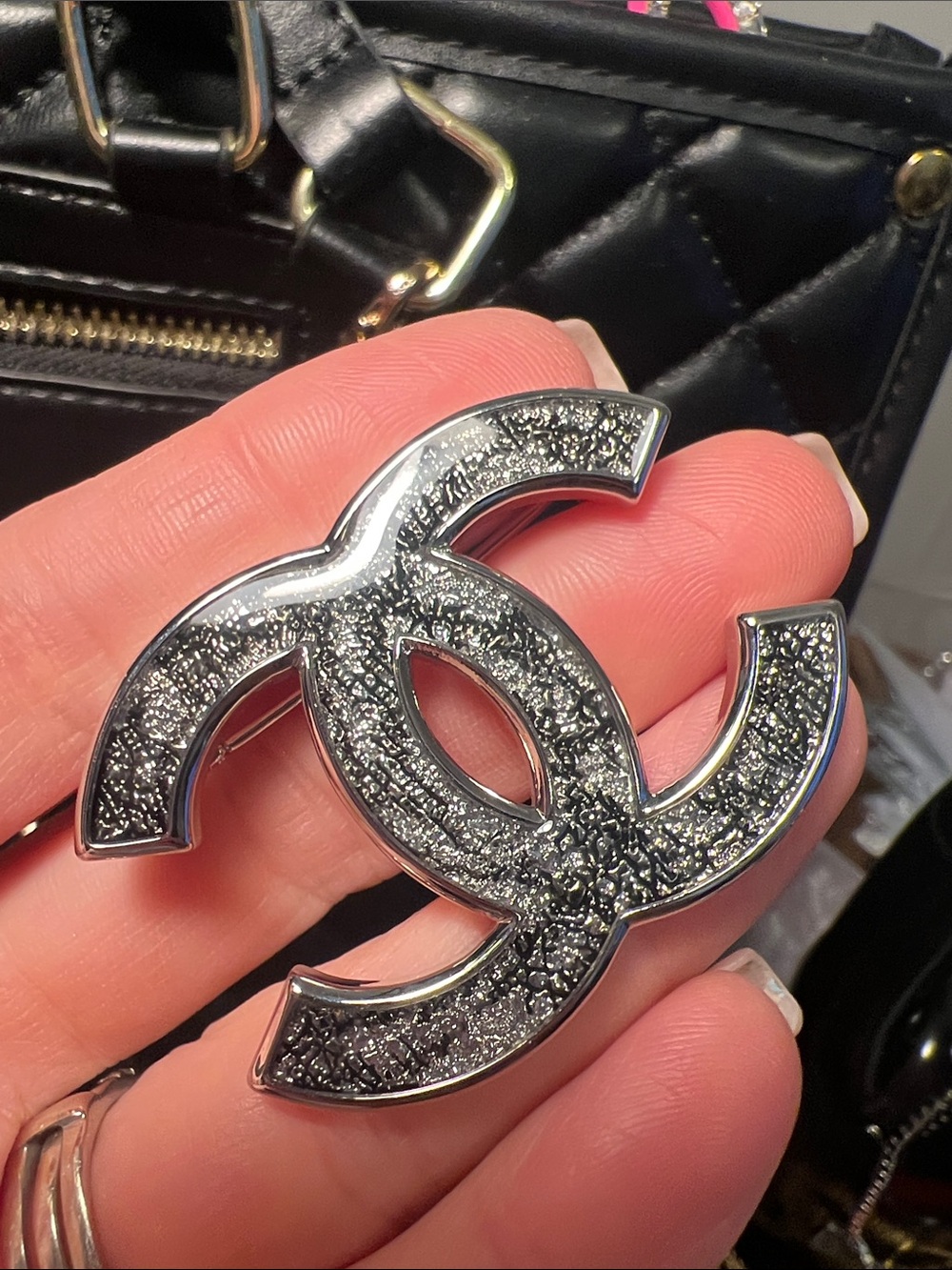 Silver Textured Interlocking CC Brooch - Picture 5 of 5